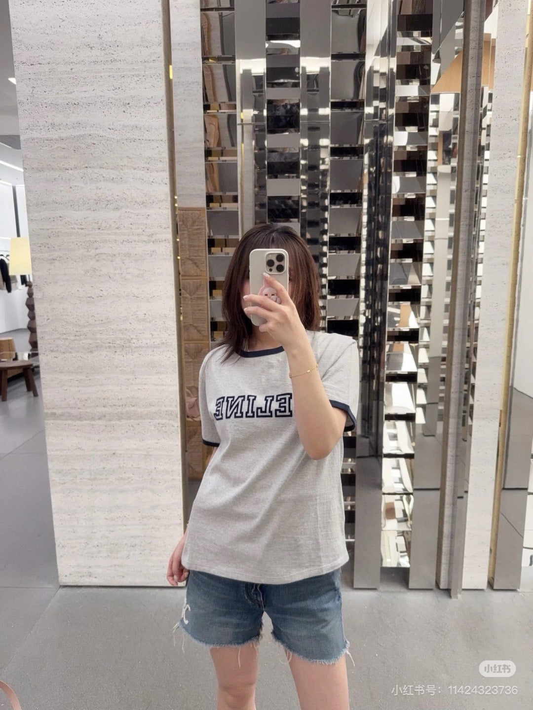 LuxluxHouse Best Quality Clothes T-shirt Celine
