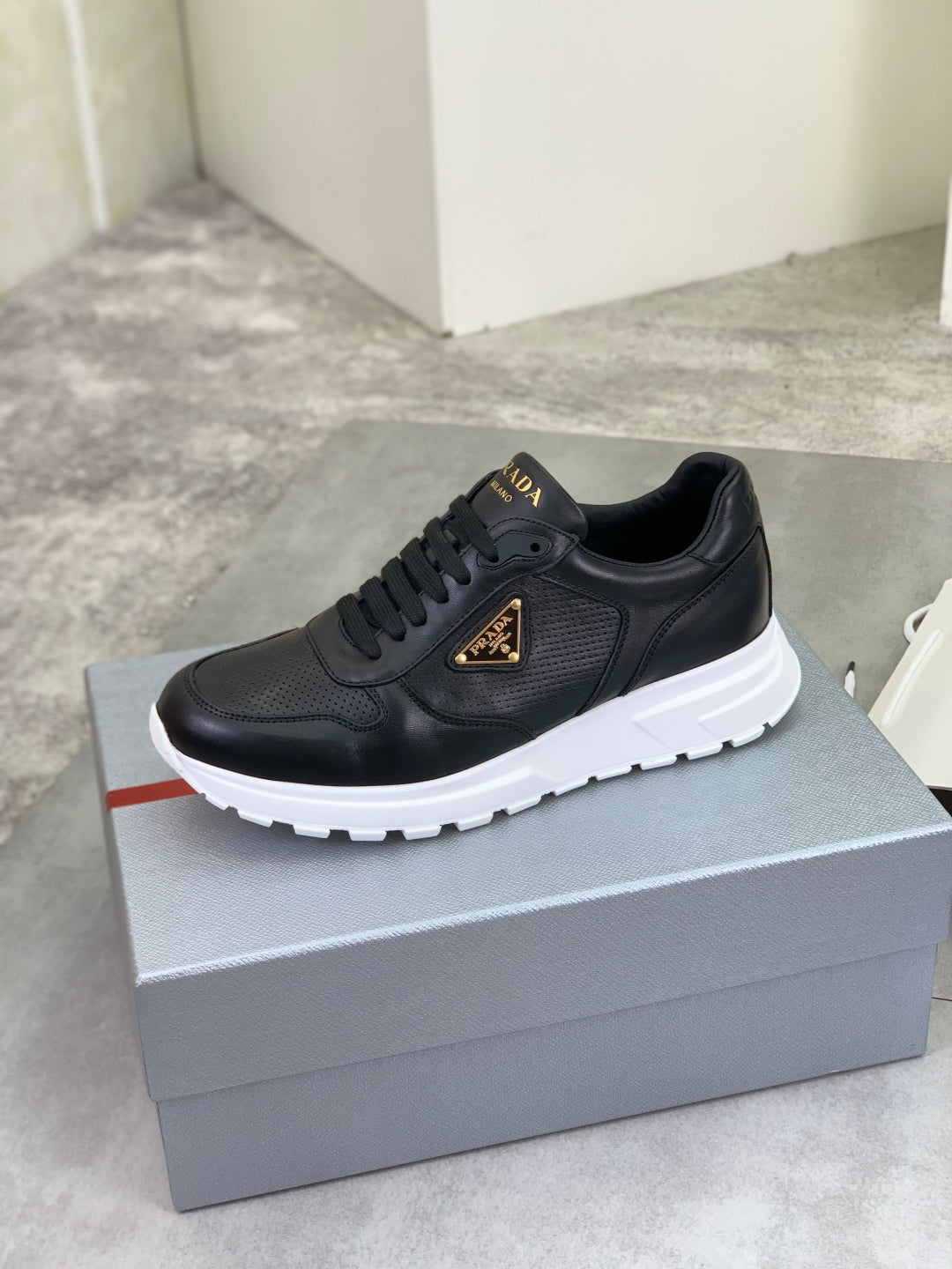 LuxluxHouse Best Quality Shoes Prada
