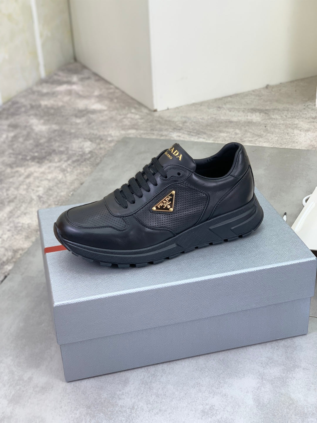 LuxluxHouse Best Quality Shoes Prada