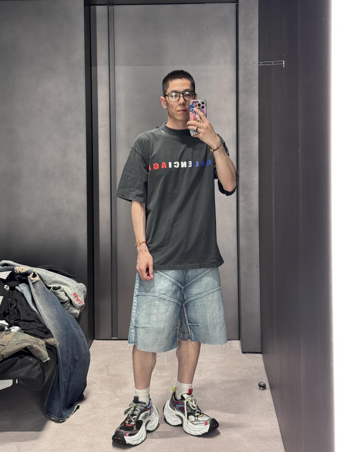 LuxluxHouse Best Quality Clothes Balenciaga T-shirt