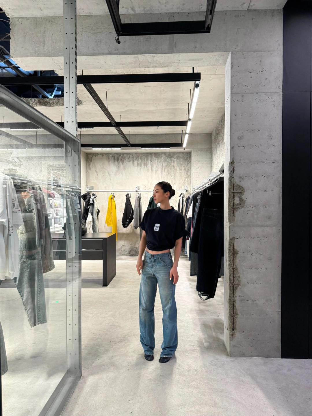 LuxluxHouse Best Quality Clothes Balenciaga T-shirt