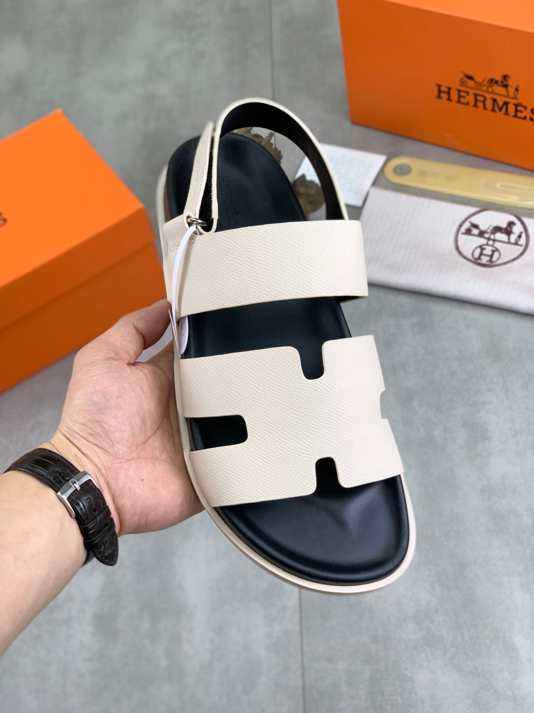 LuxluxHouse Best Quality Sandals Hermes