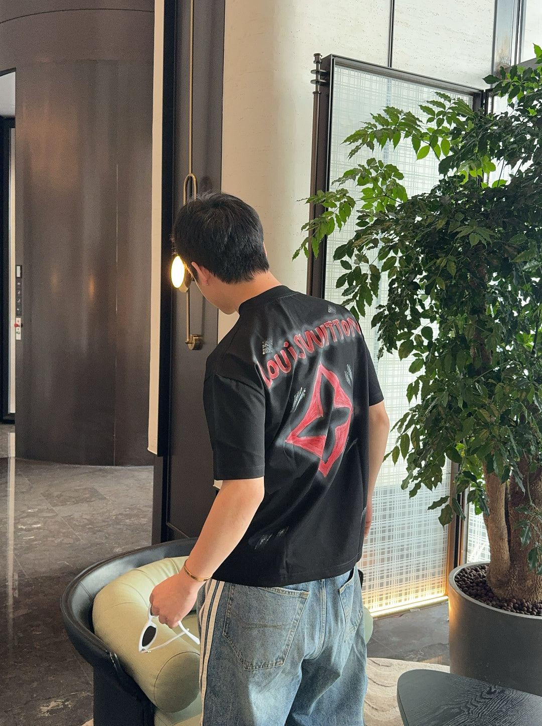 LuxluxHouse Best Quality Clothes T-shirt Louis Vuitton