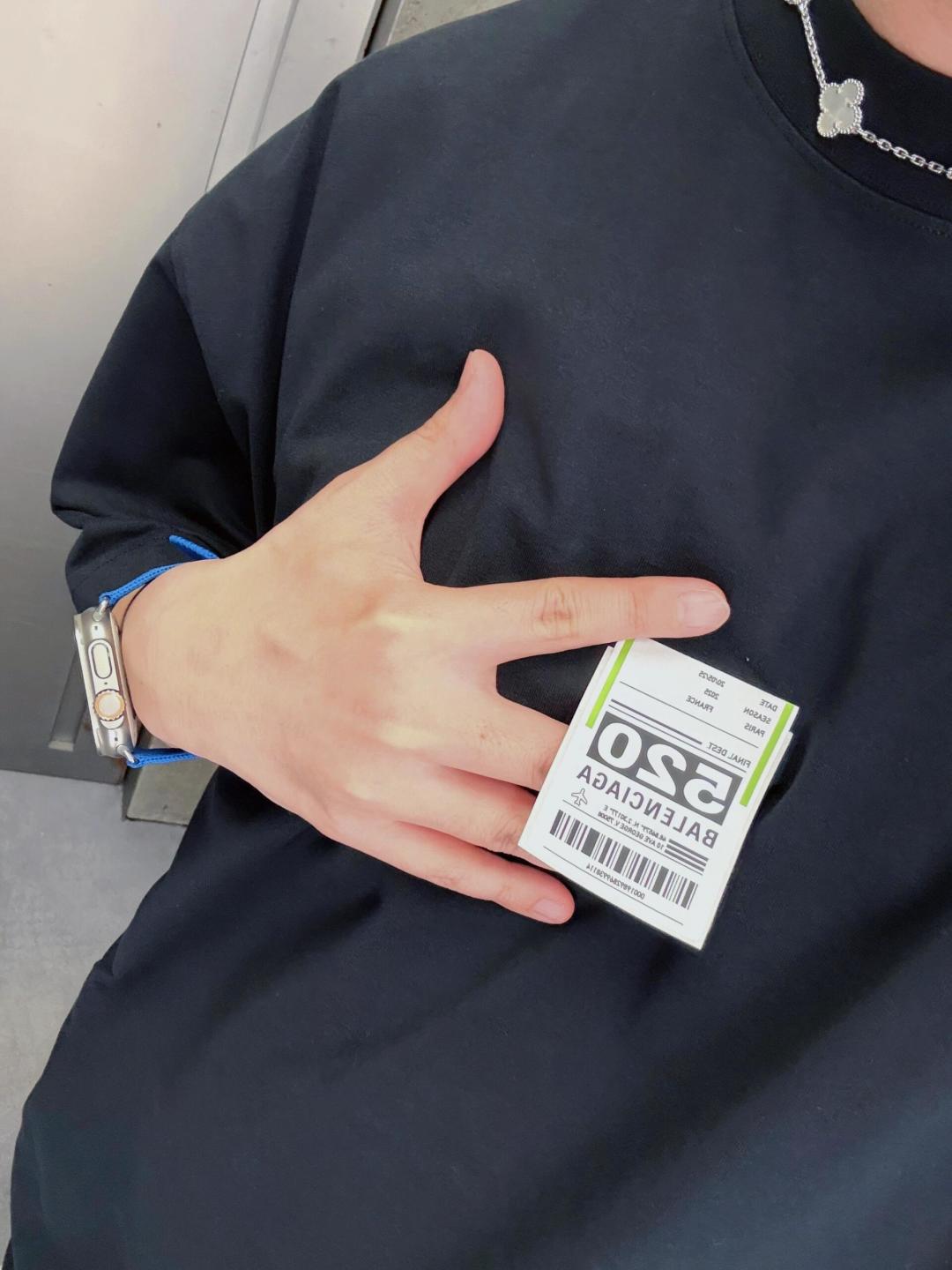 LuxluxHouse Best Quality Clothes Balenciaga T-shirt