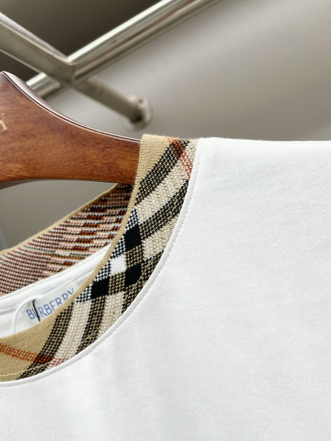 LuxluxHouse Best Quality Clothes Burberry T-shirt