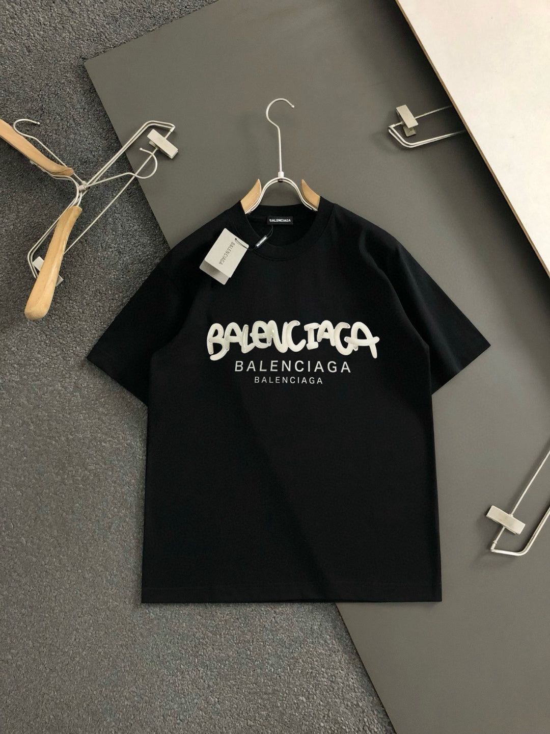 LuxluxHouse Best Quality Clothes Balenciaga T-shirt