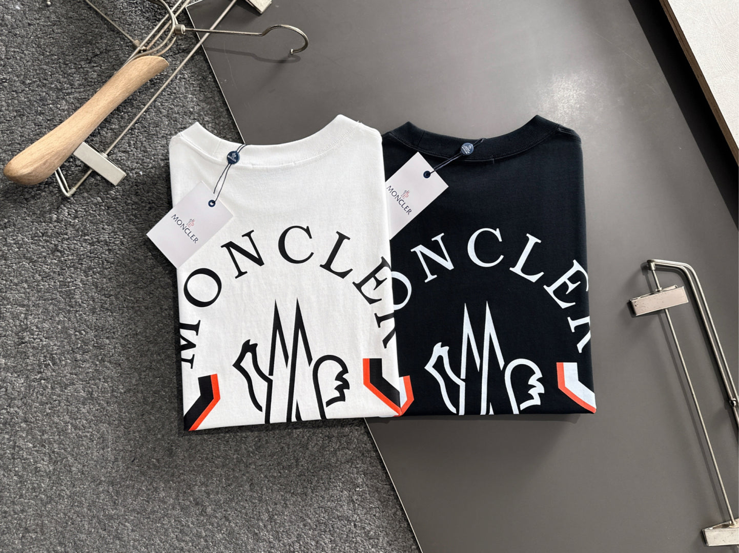 LuxluxHouse Best Quality Clothes T-shirt Moncler