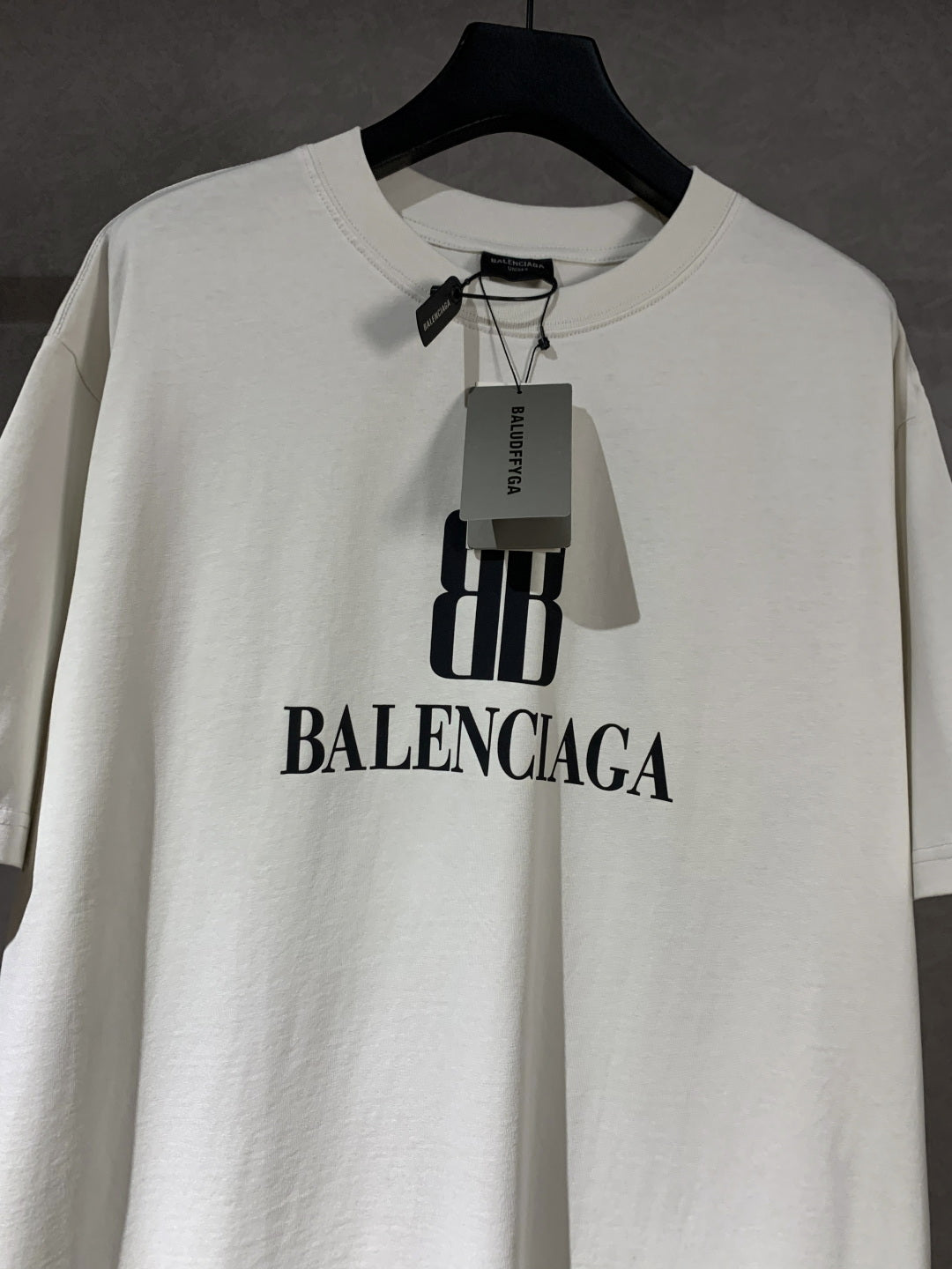 LuxluxHouse Best Quality Clothes Balenciaga T-shirt