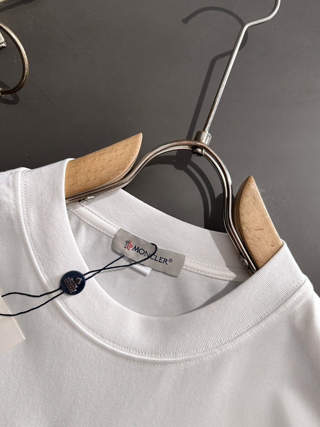 LuxluxHouse Best Quality Clothes T-shirt Moncler