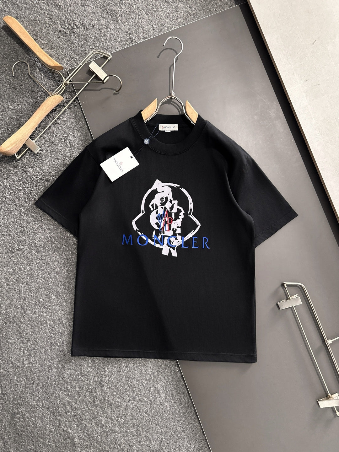 LuxluxHouse Best Quality Clothes T-shirt Moncler