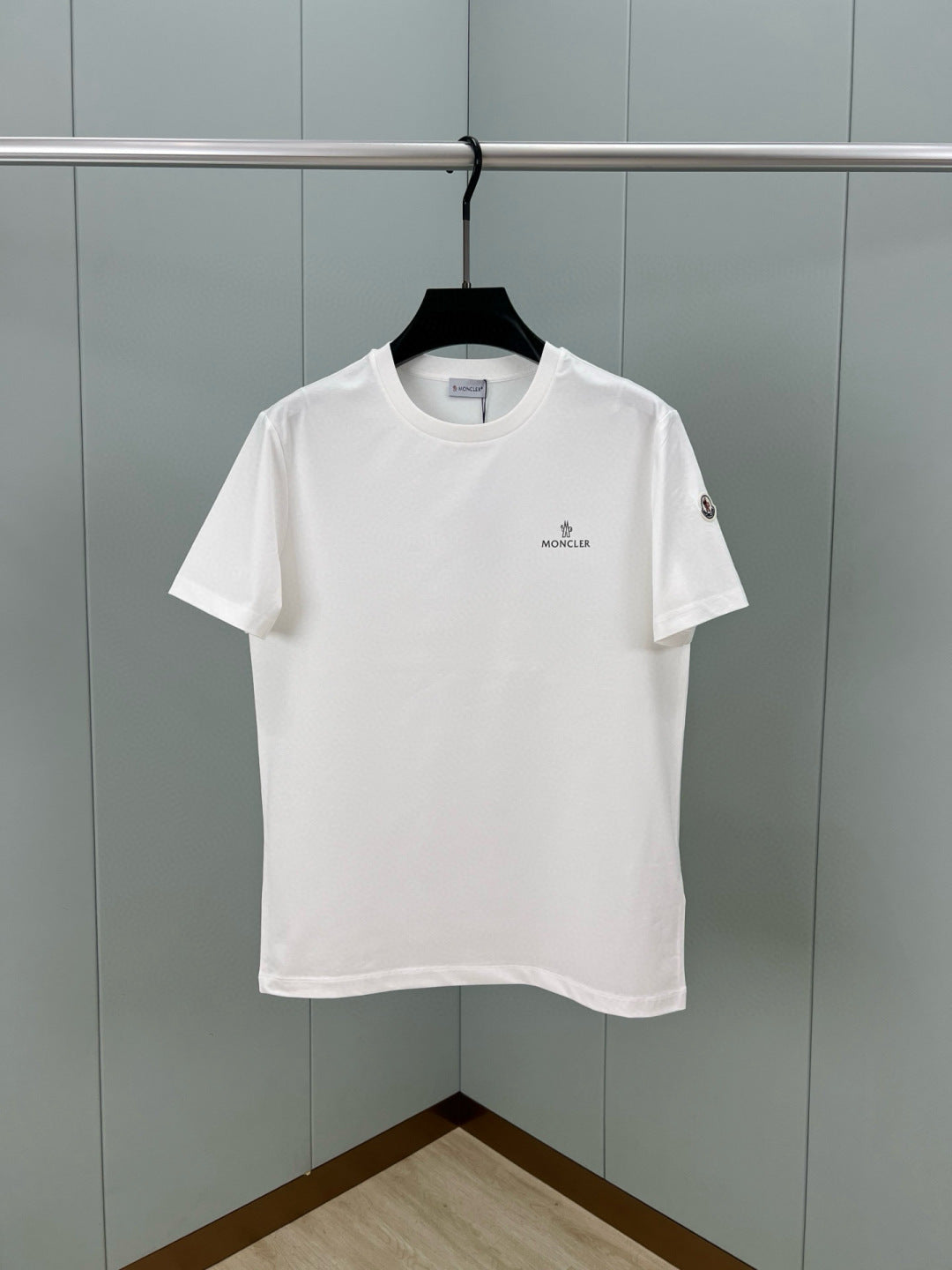 LuxluxHouse Best Quality Clothes T-shirt Moncler