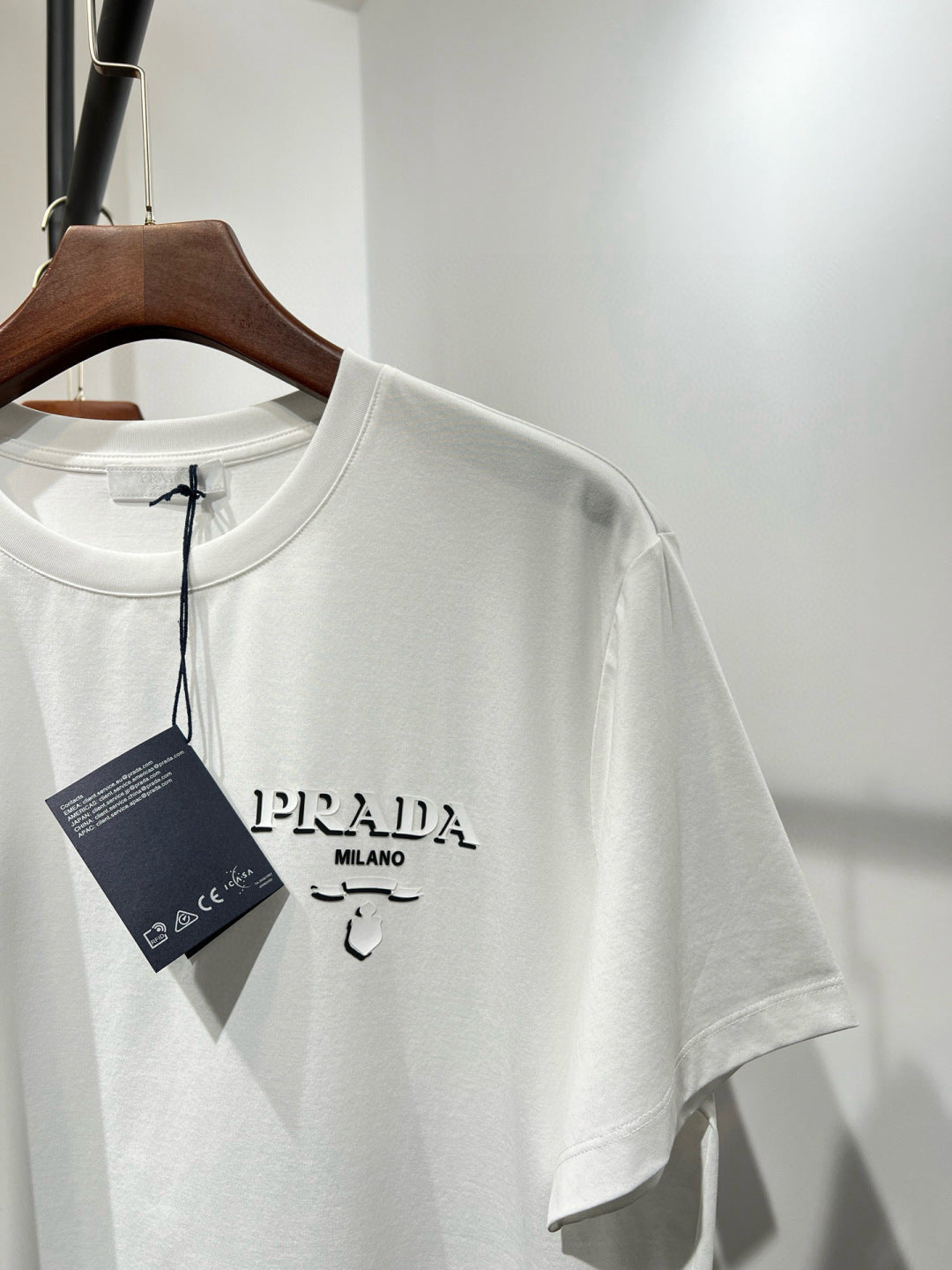 LuxluxHouse Best Quality Clothes T-shirt Prada