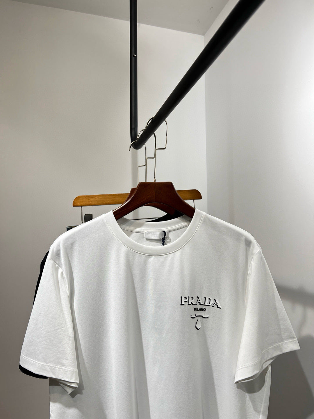 LuxluxHouse Best Quality Clothes T-shirt Prada