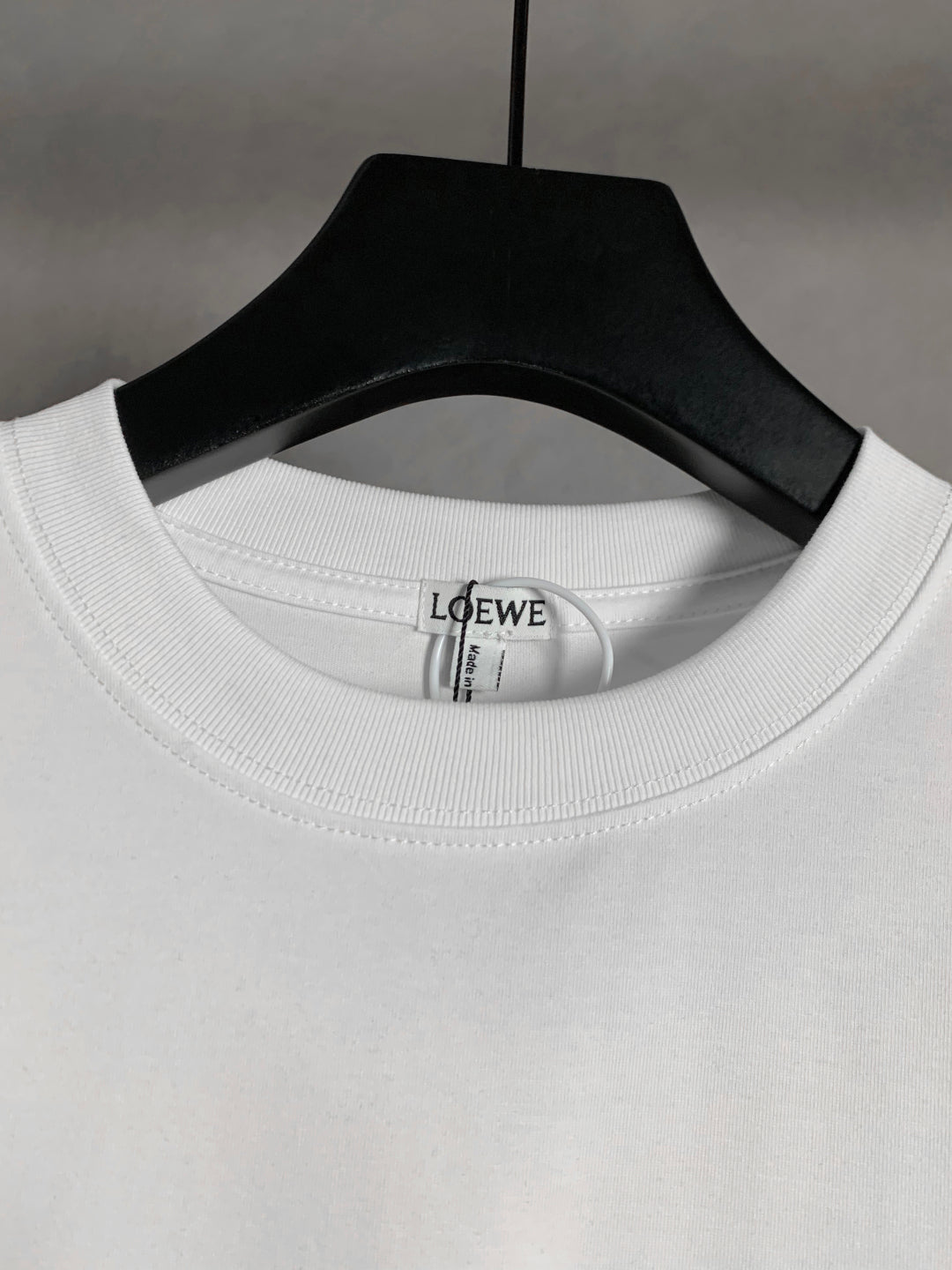 LuxluxHouse Best Quality Clothes T-shirt Loewe