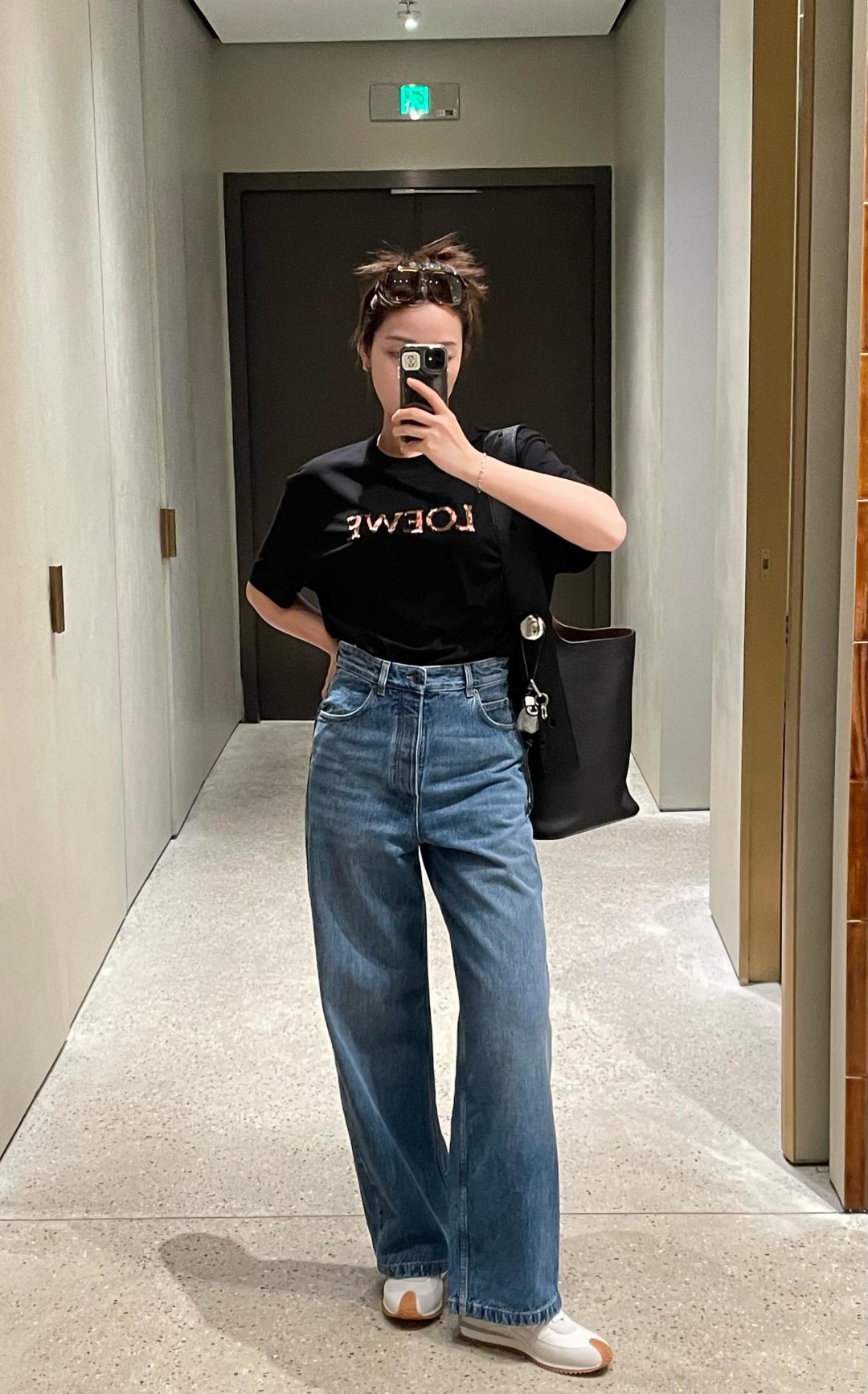 LuxluxHouse Best Quality Clothes T-shirt Loewe