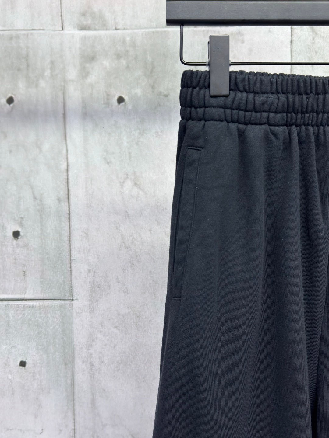 LuxluxHouse Best Quality Clothes Balenciaga Pants