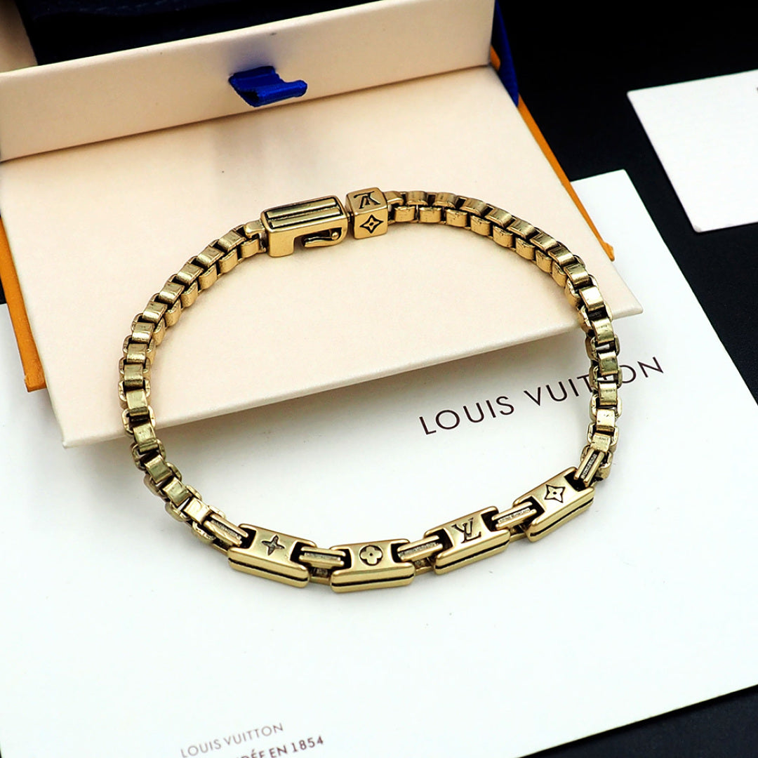 LuxluxHouse Best Quality Accessories Necklace Bracelet Louis Vuitton