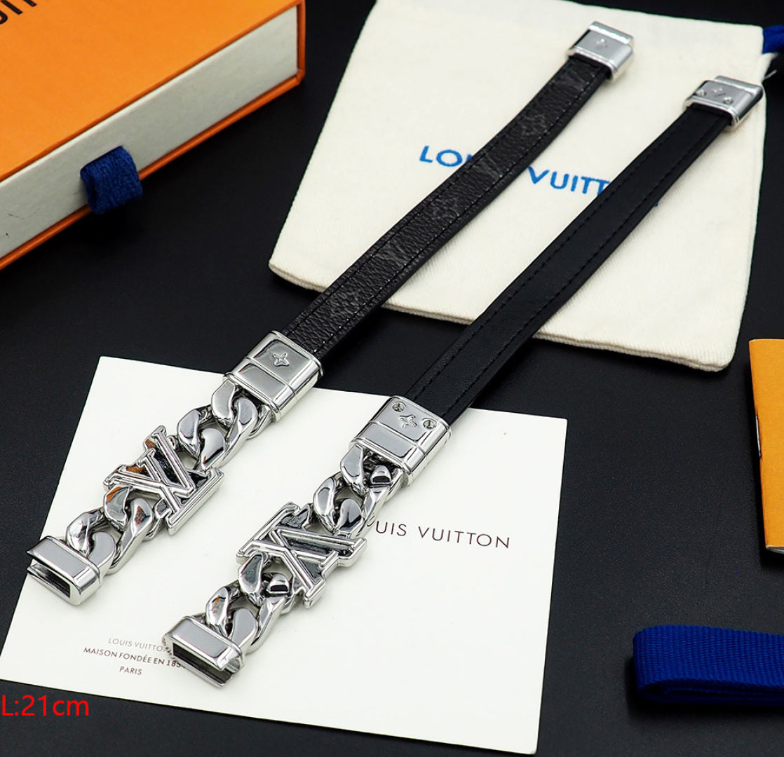 LuxluxHouse Best Quality Accessories Necklace Bracelet Louis Vuitton Bracelet
