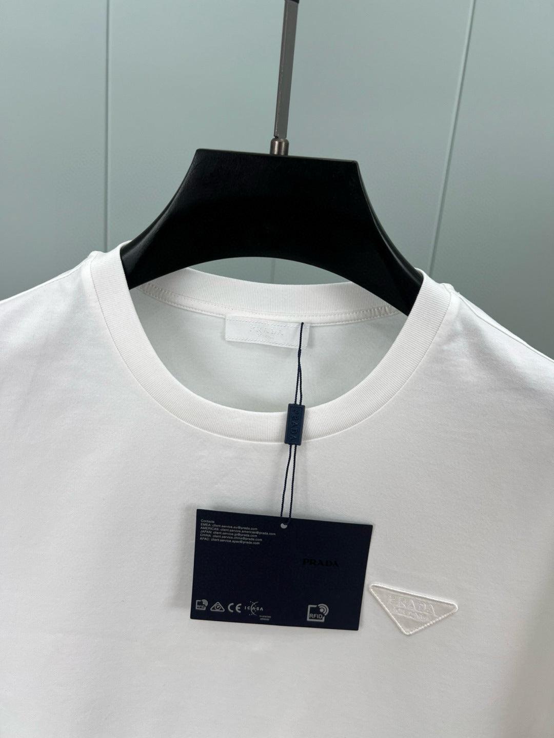 LuxluxHouse Best Quality Clothes T-shirt Prada