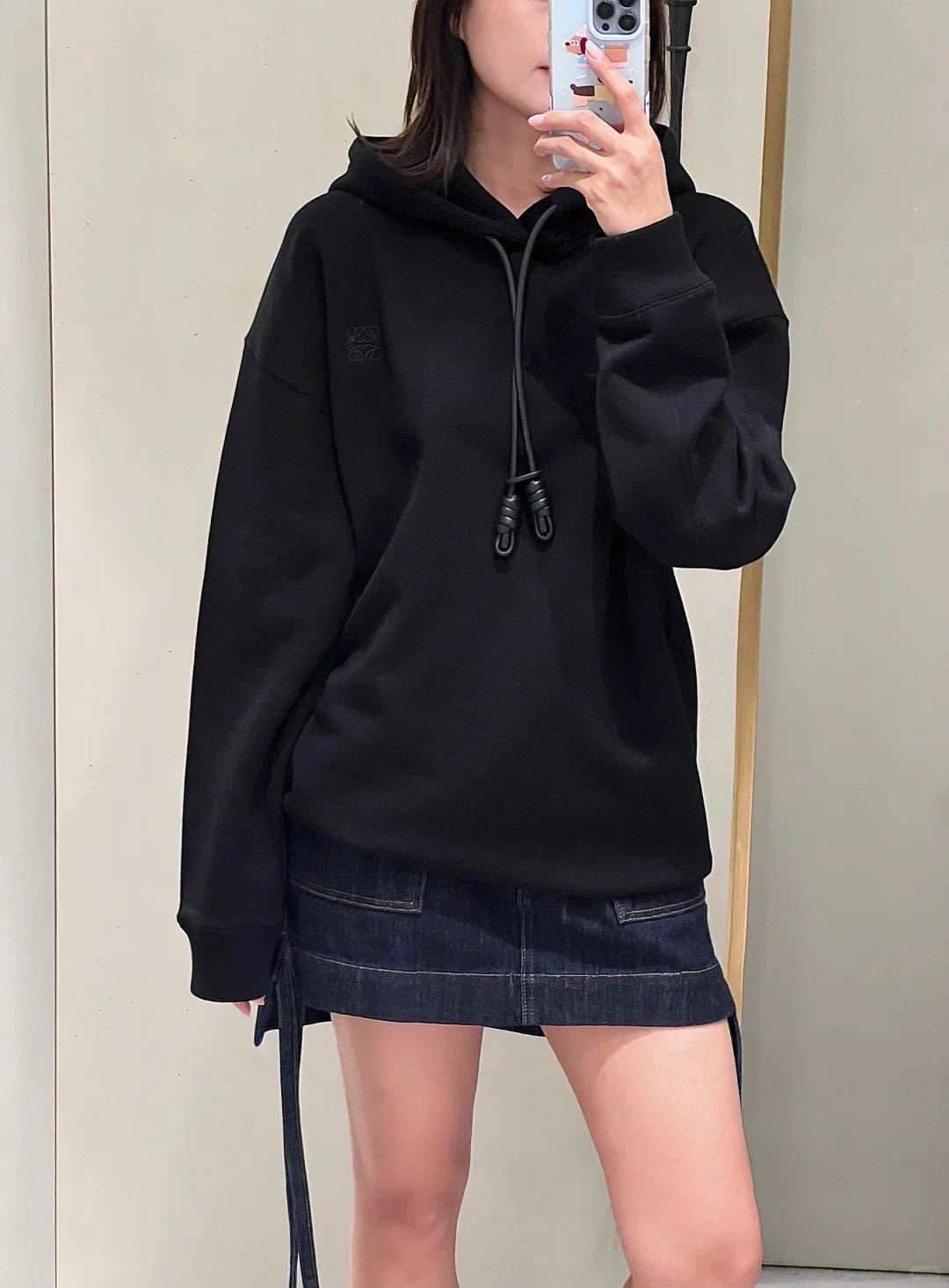 LuxluxHouse Best Quality Clothes Hoodie & Sweater Loewe