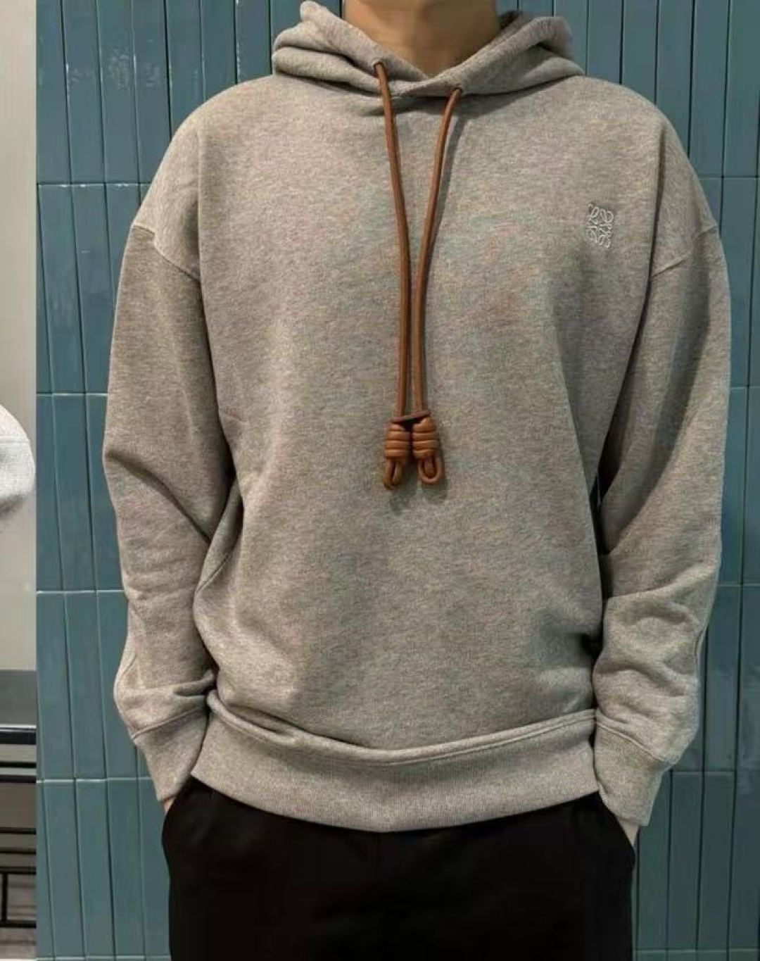 LuxluxHouse Best Quality Clothes Hoodie & Sweater Loewe