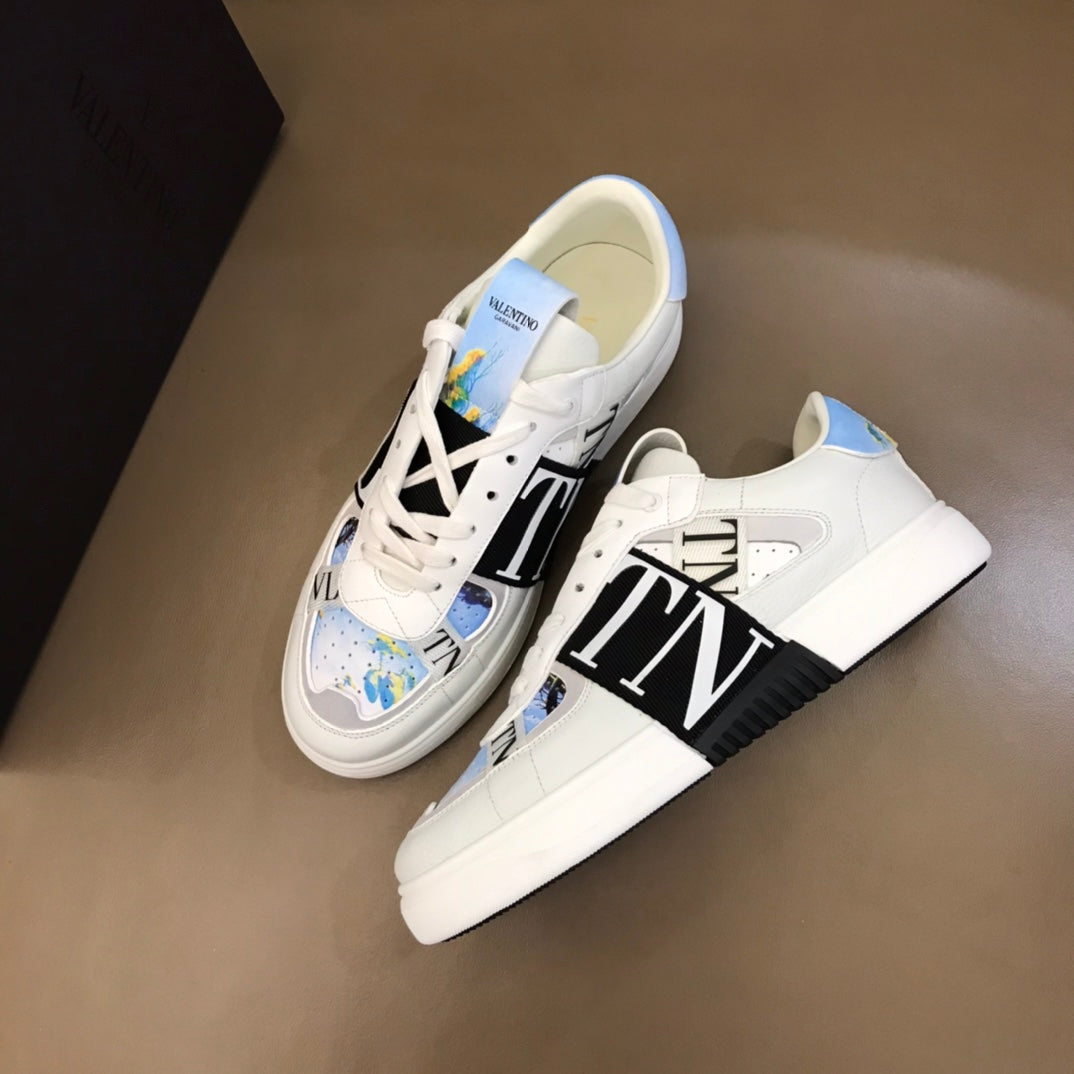 LuxluxHouse Best Quality Shoes Valentino