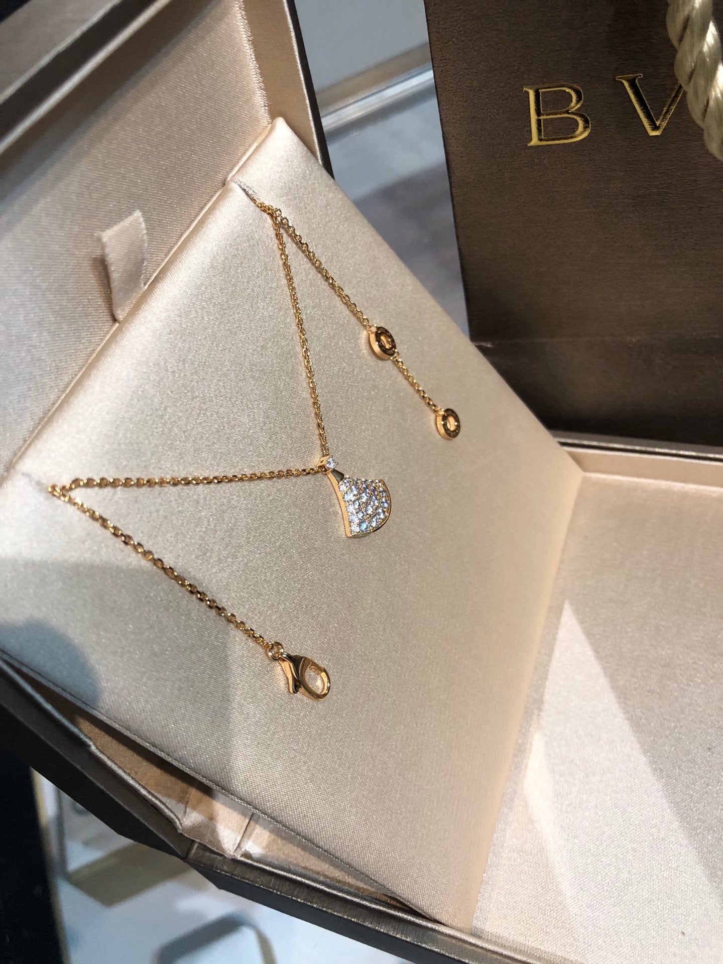 LuxluxHouse Best Quality Accessories Necklace Bvlgari