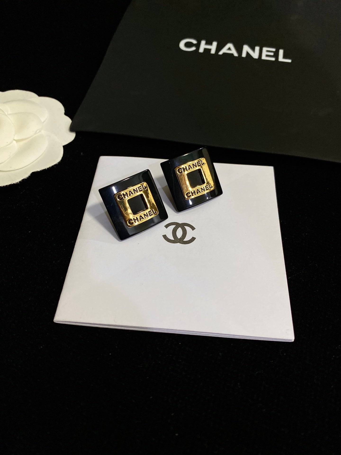 LuxluxHouse Best Quality Accessories Chanel Earrings