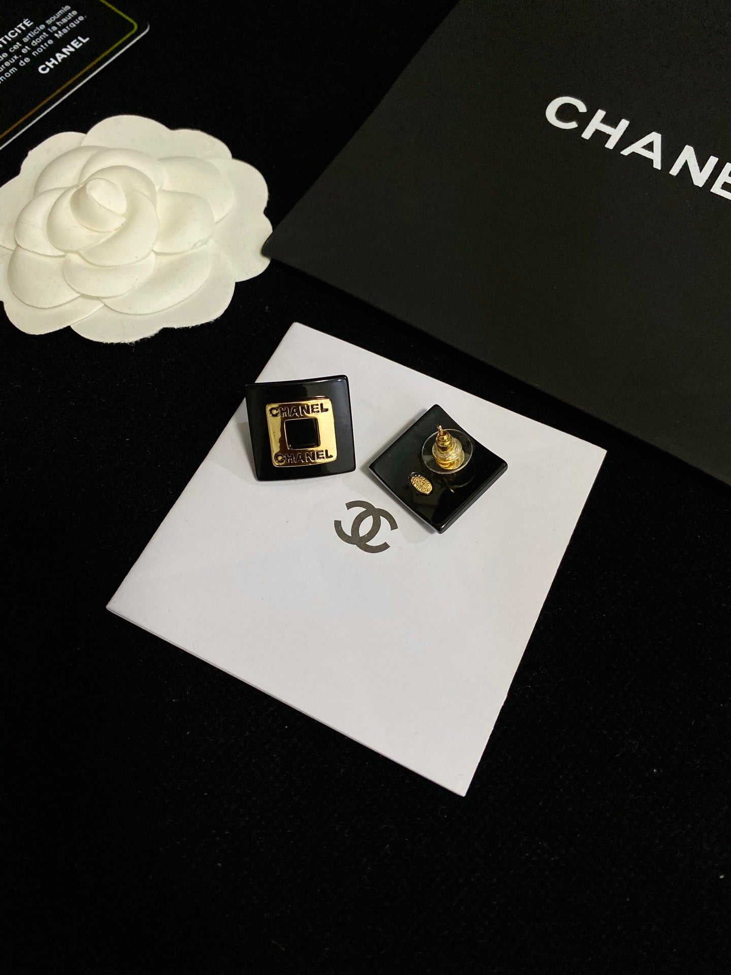 LuxluxHouse Best Quality Accessories Chanel Earrings