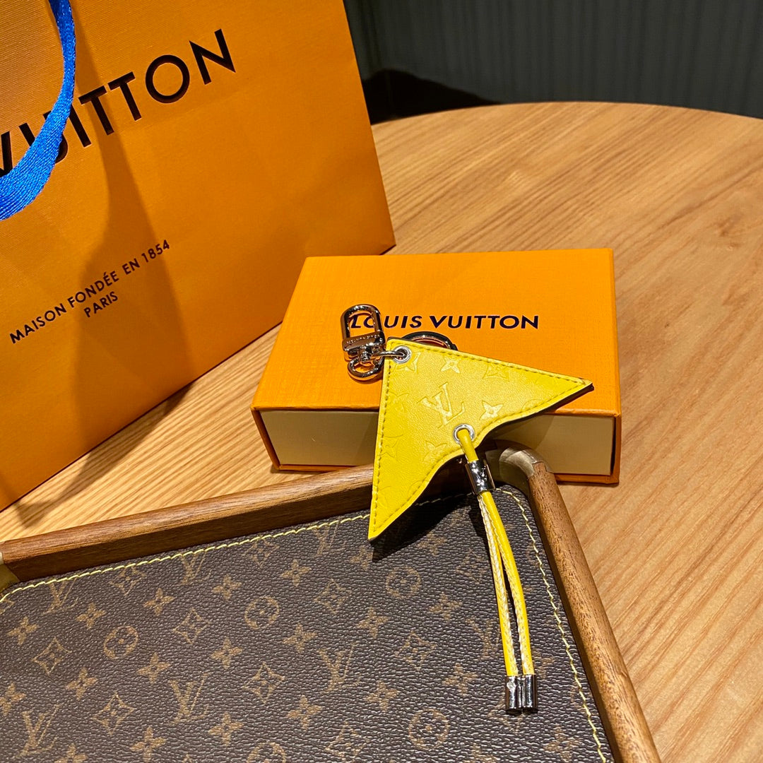 LuxluxHouse Best Quality Accessories Keychain Louis Vuitton Keychain