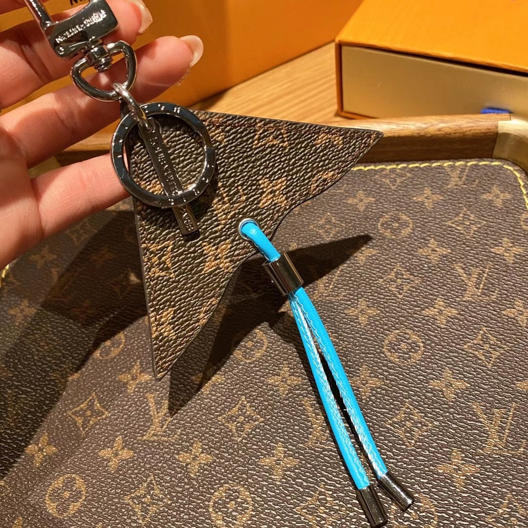 LuxluxHouse Best Quality Accessories Keychain Louis Vuitton Keychain