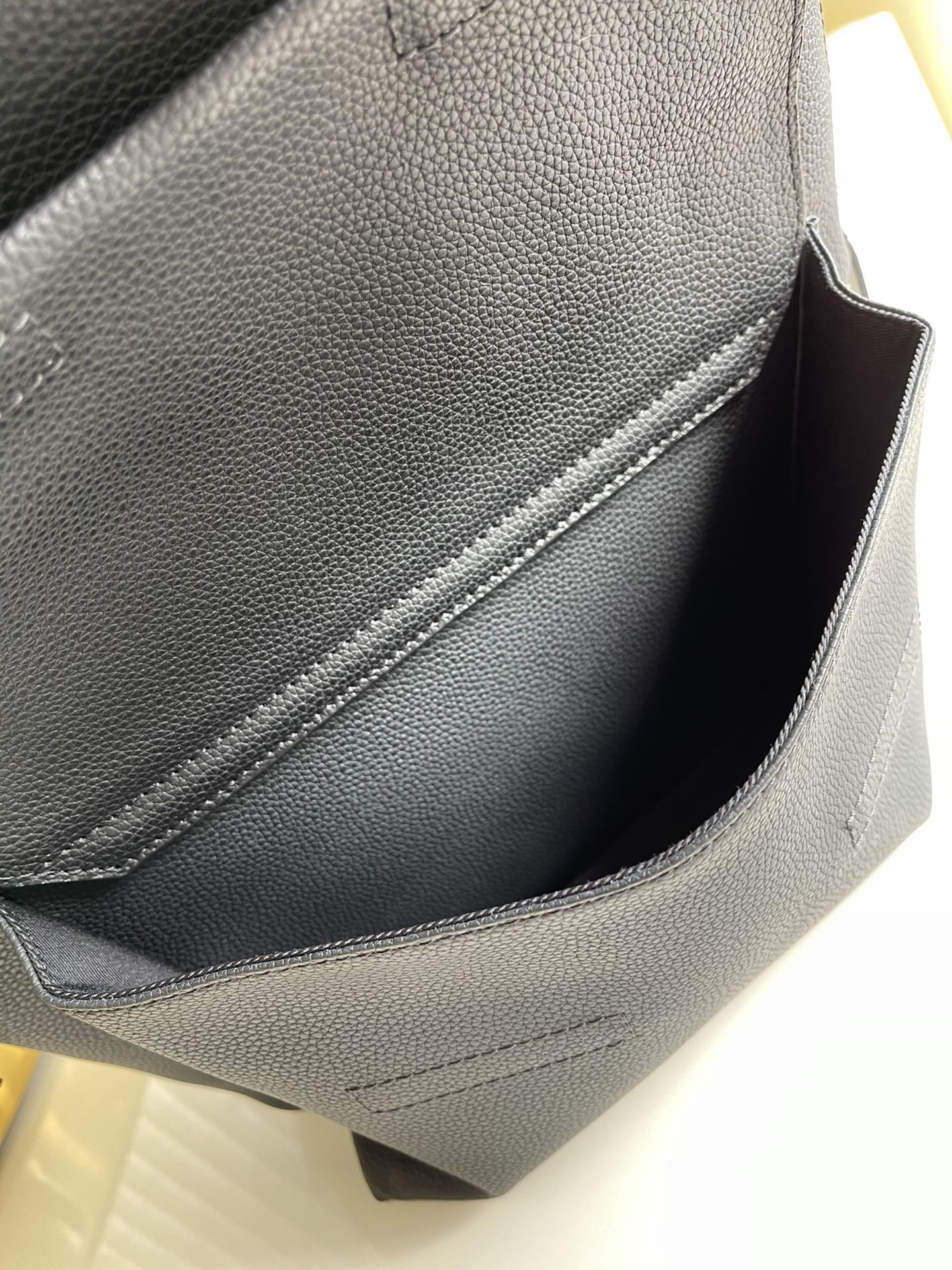 LuxluxHouse Best Quality Bags Louis Vuitton Men