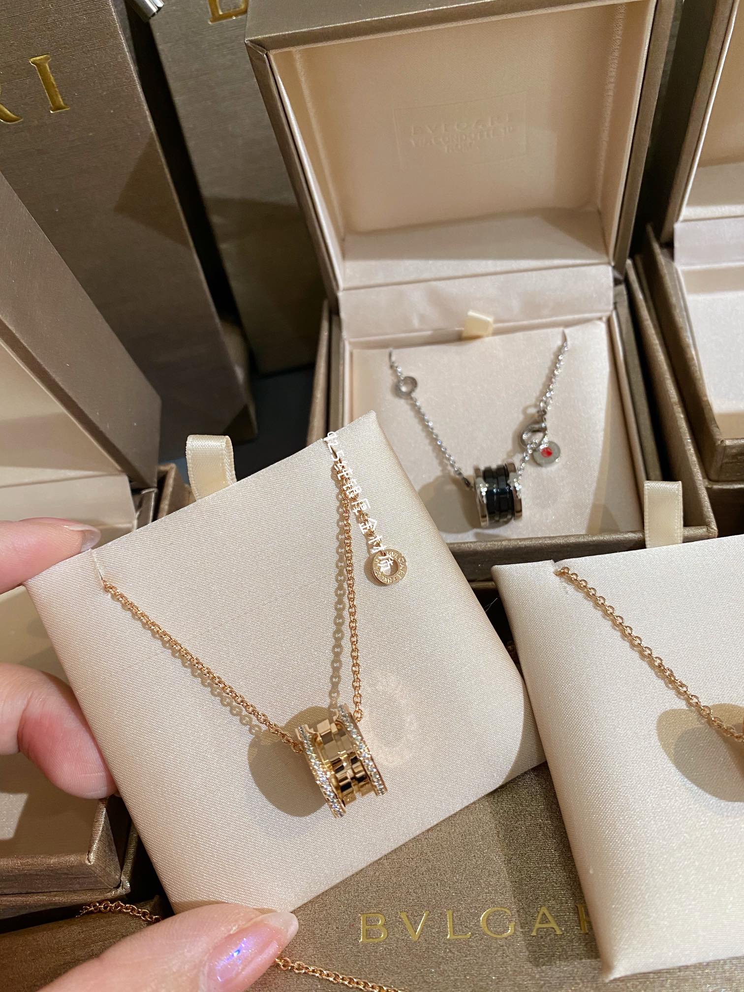 LuxluxHouse Best Quality Accessories Necklace Bvlgari
