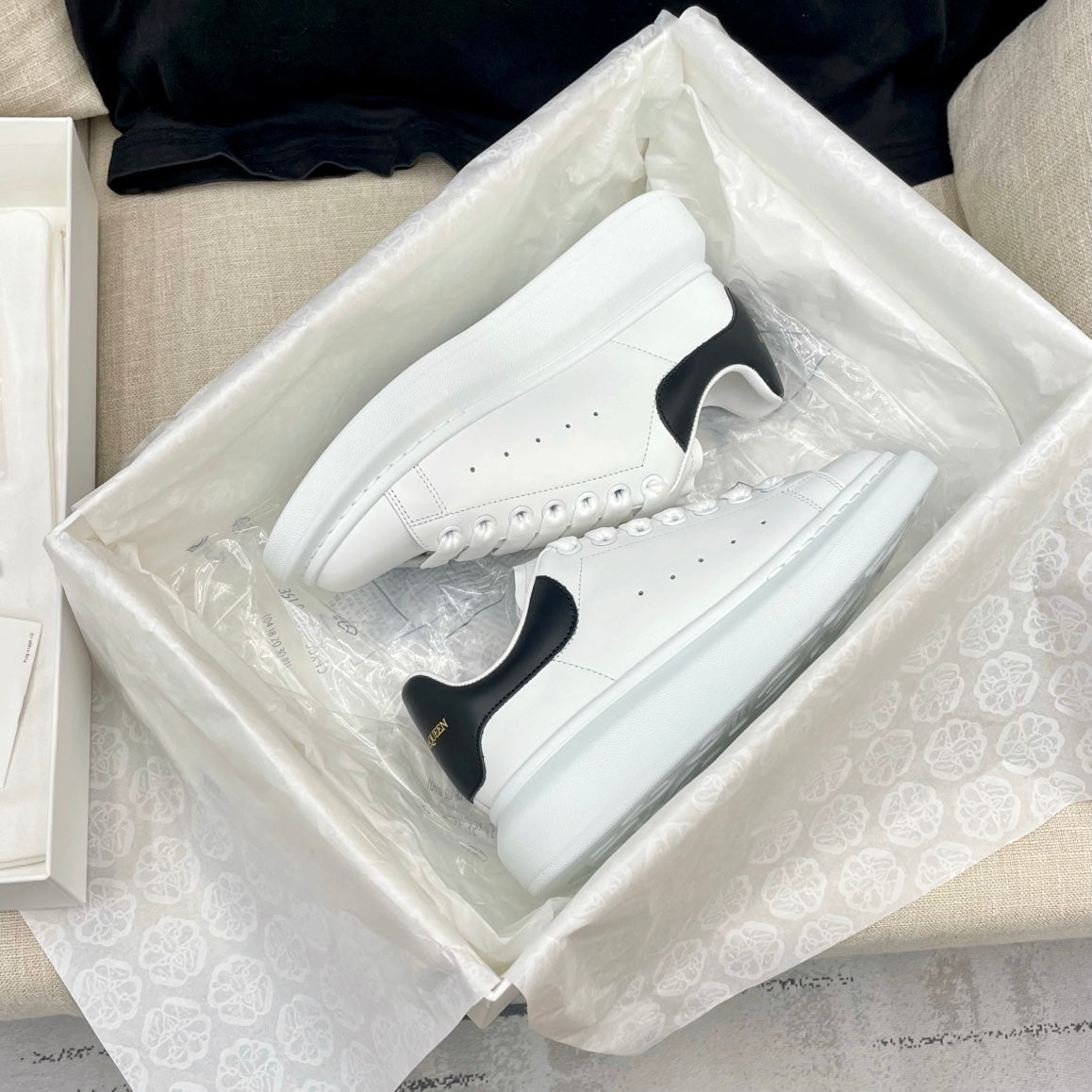 LuxluxHouse Best Quality Shoes Alexander McQueen