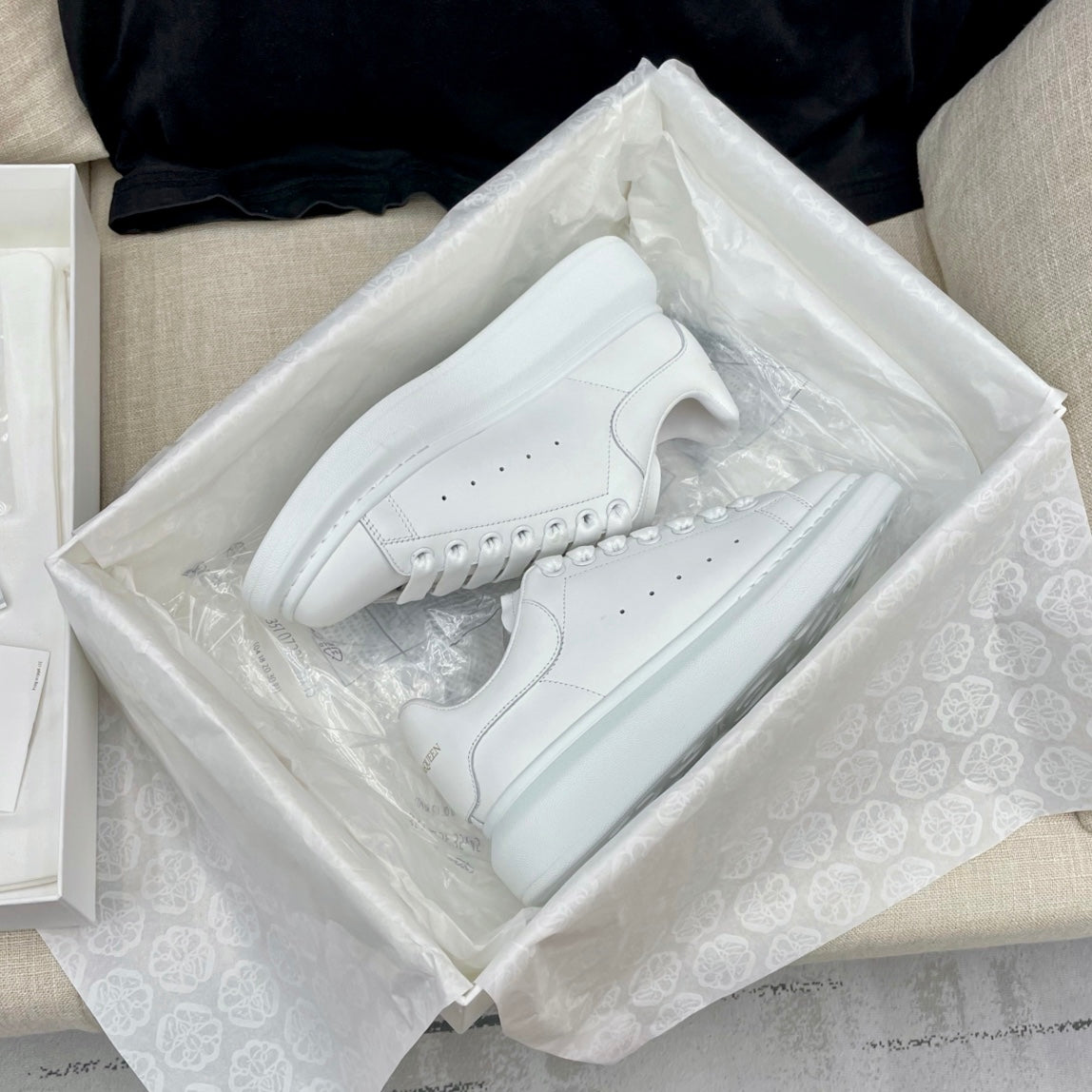 LuxluxHouse Best Quality Shoes Alexander McQueen