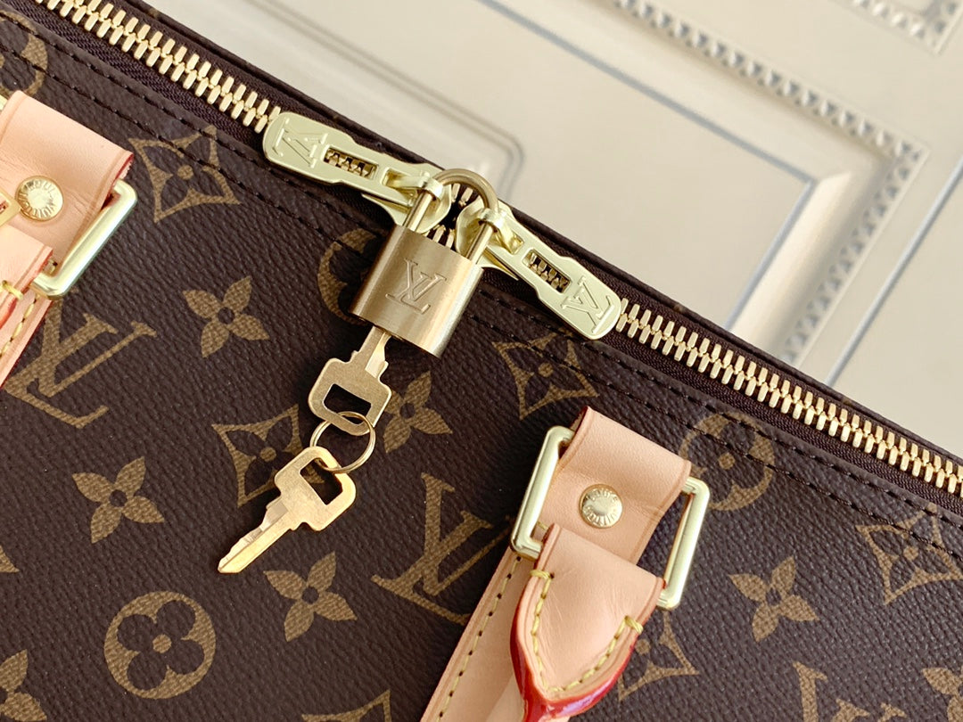LuxluxHouse Best Quality Bags Louis Vuitton Men