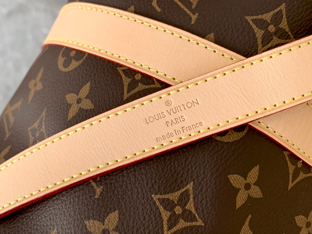 LuxluxHouse Best Quality Bags Louis Vuitton Men