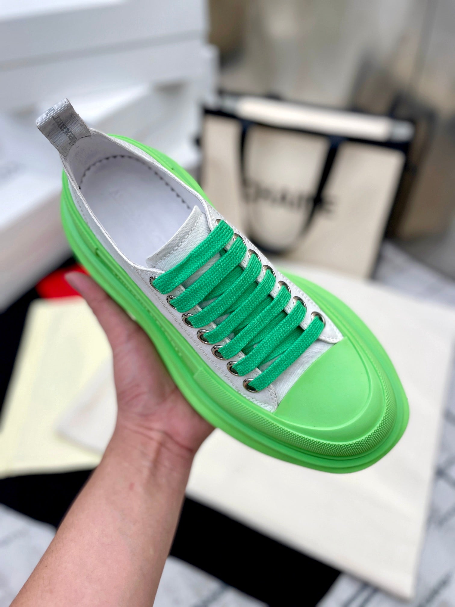 LuxluxHouse Best Quality Shoes Alexander McQueen