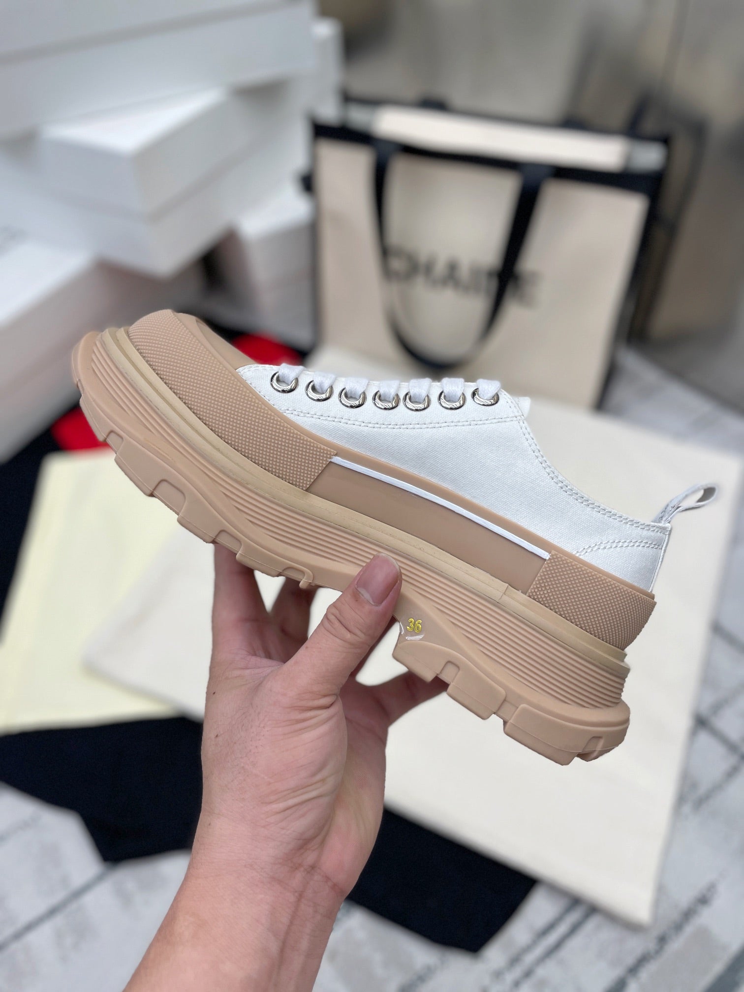 LuxluxHouse Best Quality Shoes Alexander McQueen