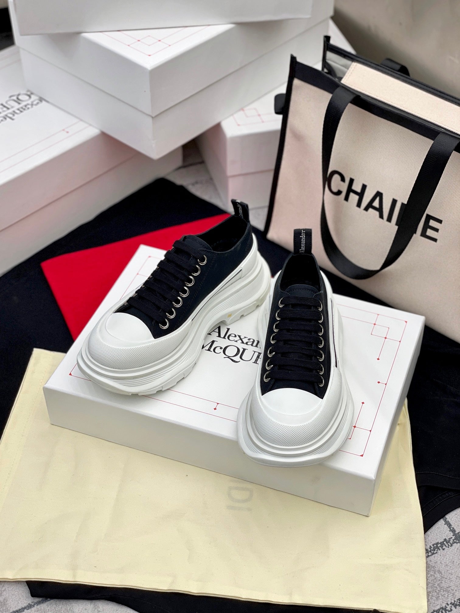 LuxluxHouse Best Quality Shoes Alexander McQueen