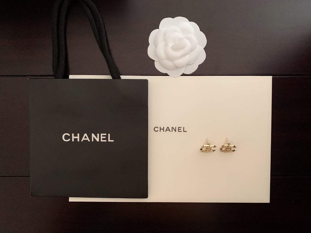 LuxluxHouse Best Quality Accessories Chanel Earrings