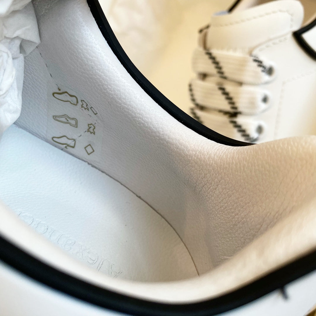 LuxluxHouse Best Quality Shoes Alexander McQueen