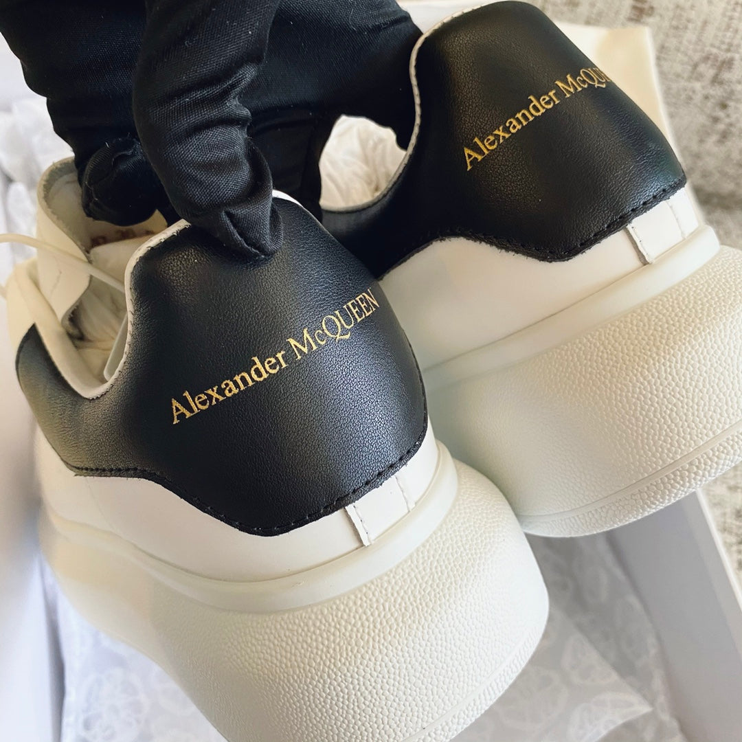 LuxluxHouse Best Quality Shoes Alexander McQueen