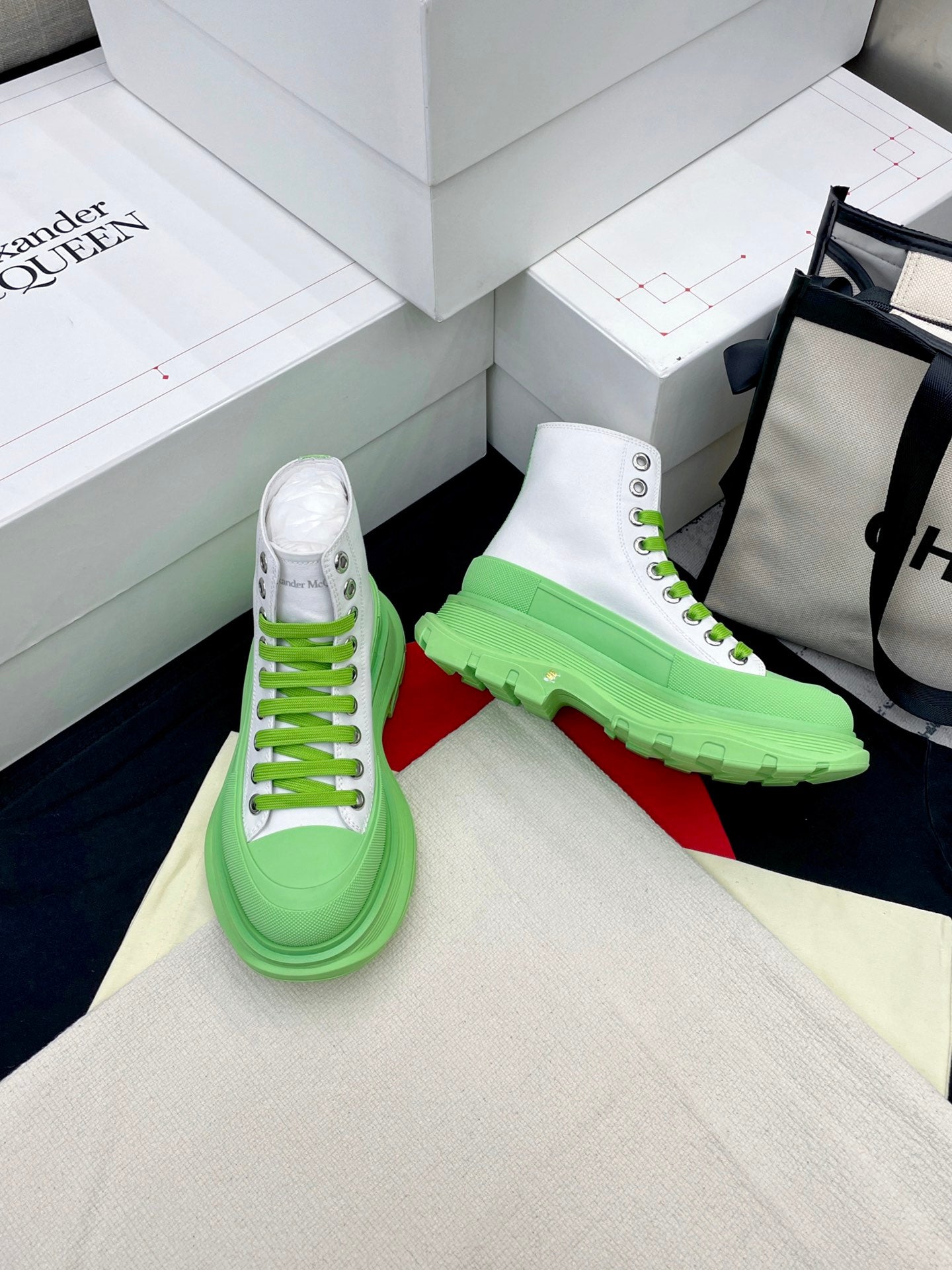 LuxluxHouse Best Quality Shoes Alexander McQueen