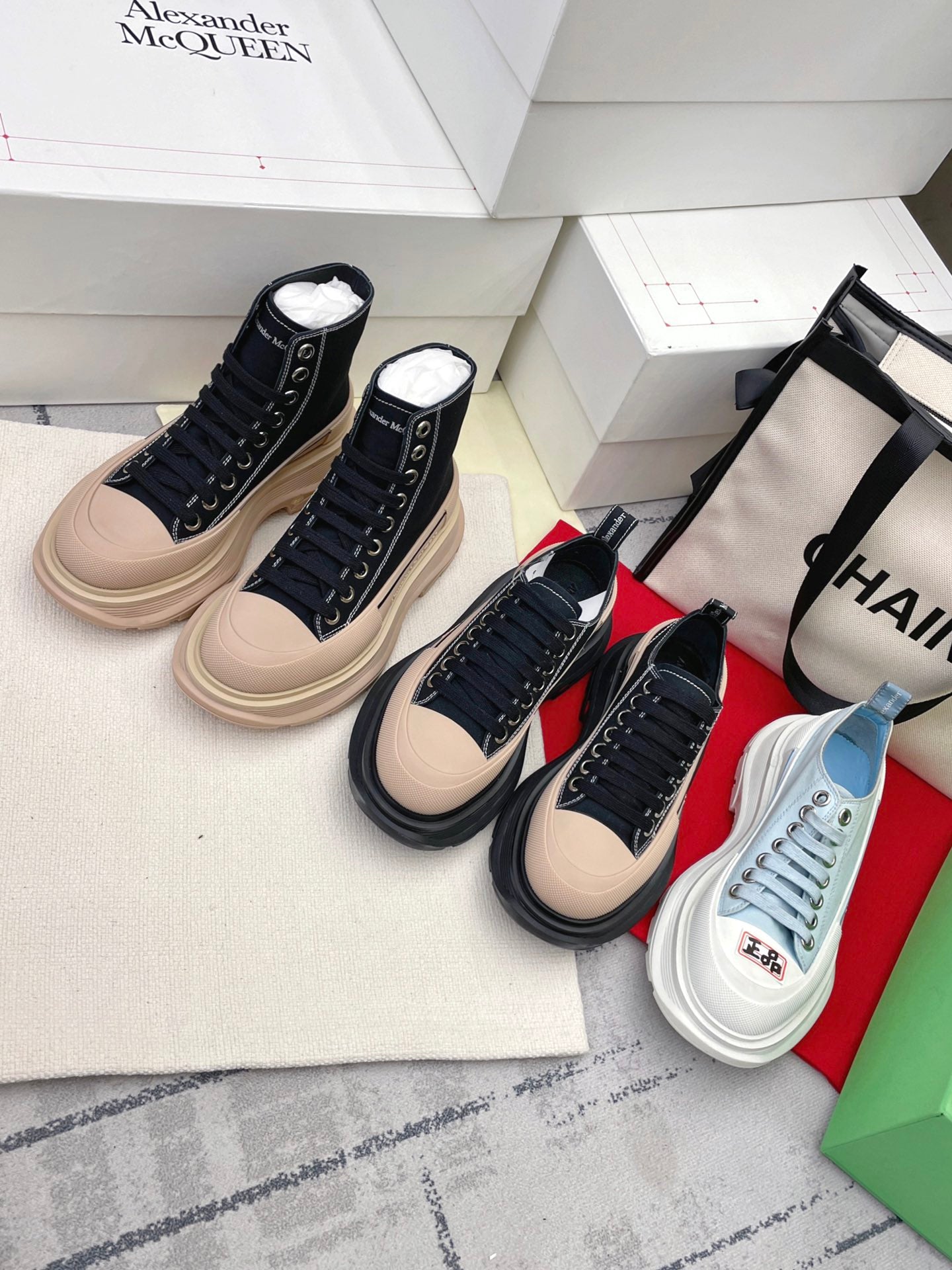 LuxluxHouse Best Quality Shoes Alexander McQueen