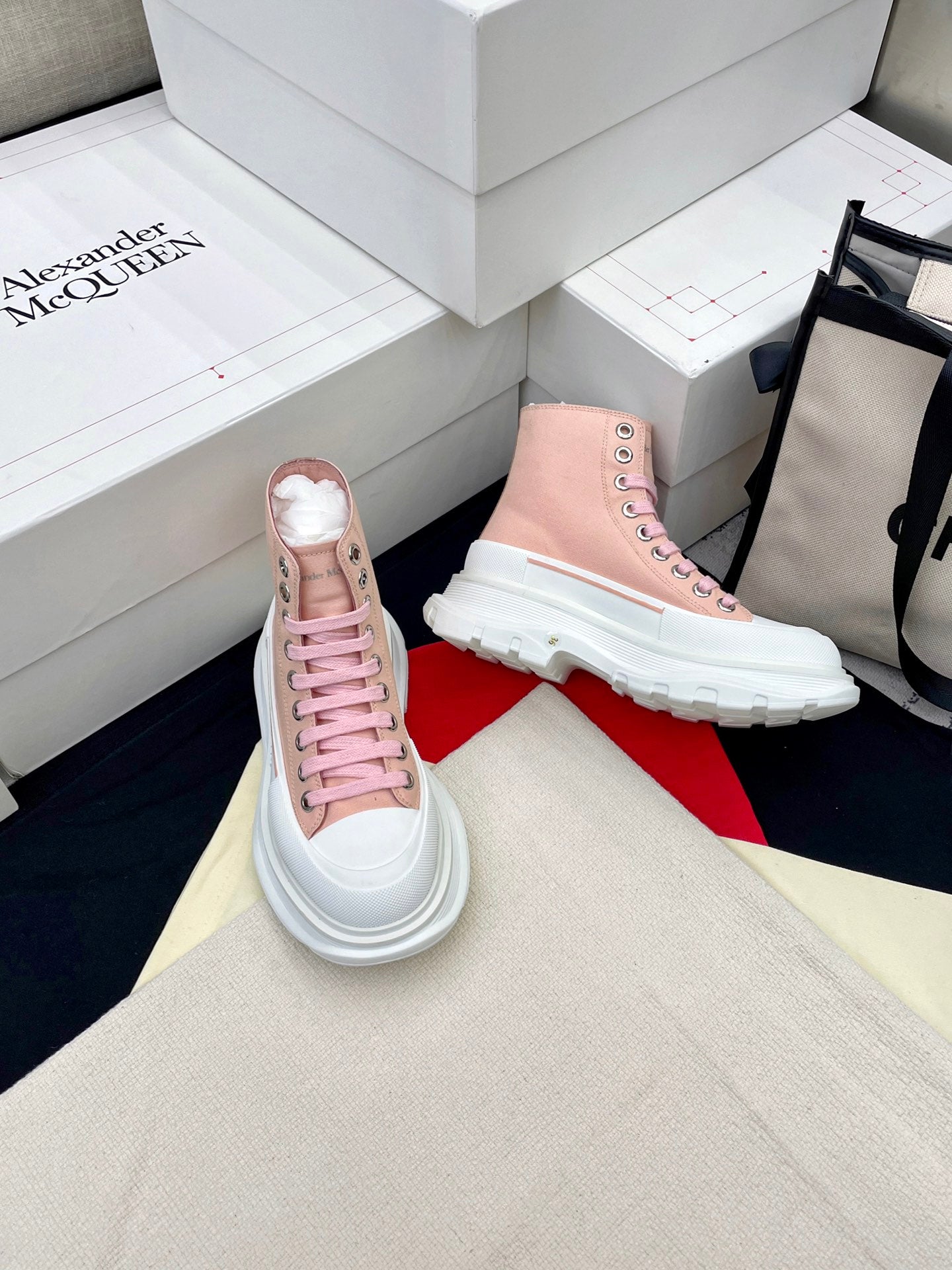 LuxluxHouse Best Quality Shoes Alexander McQueen