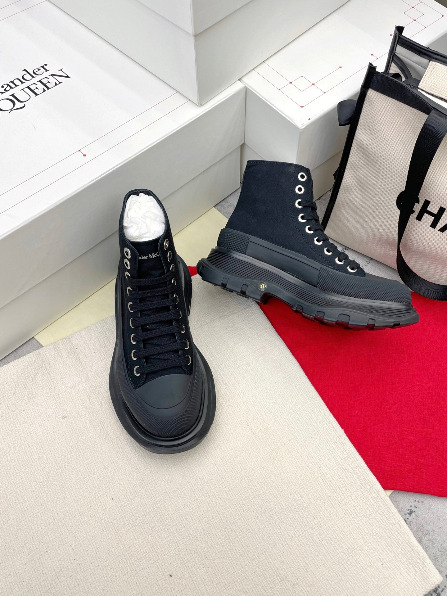 LuxluxHouse Best Quality Shoes Alexander McQueen