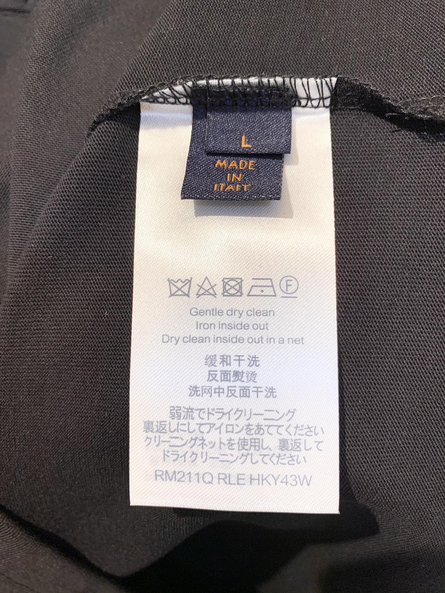 LuxluxHouse Best Quality Clothes T-shirt Louis Vuitton