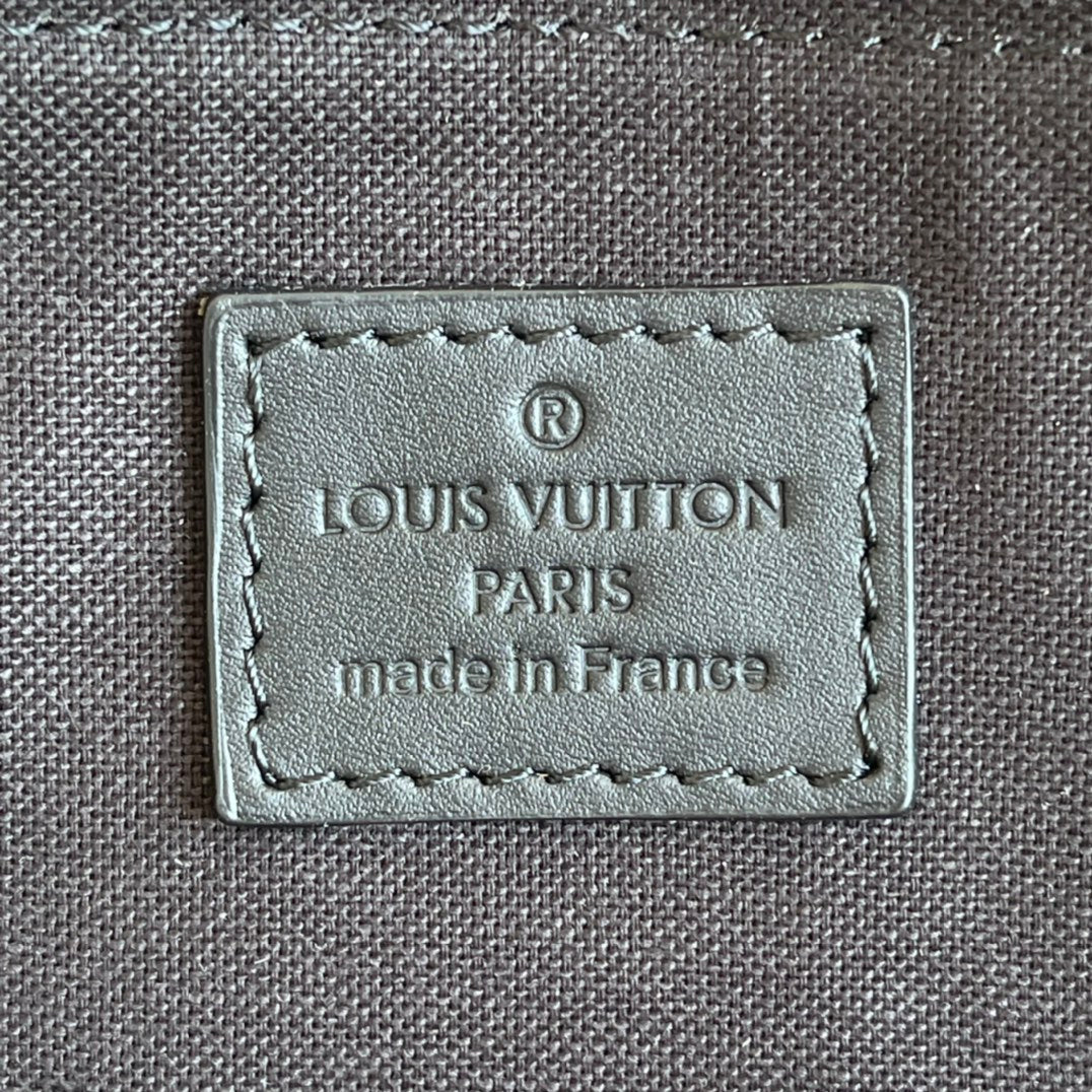 LuxluxHouse Best Quality Bags Louis Vuitton Men