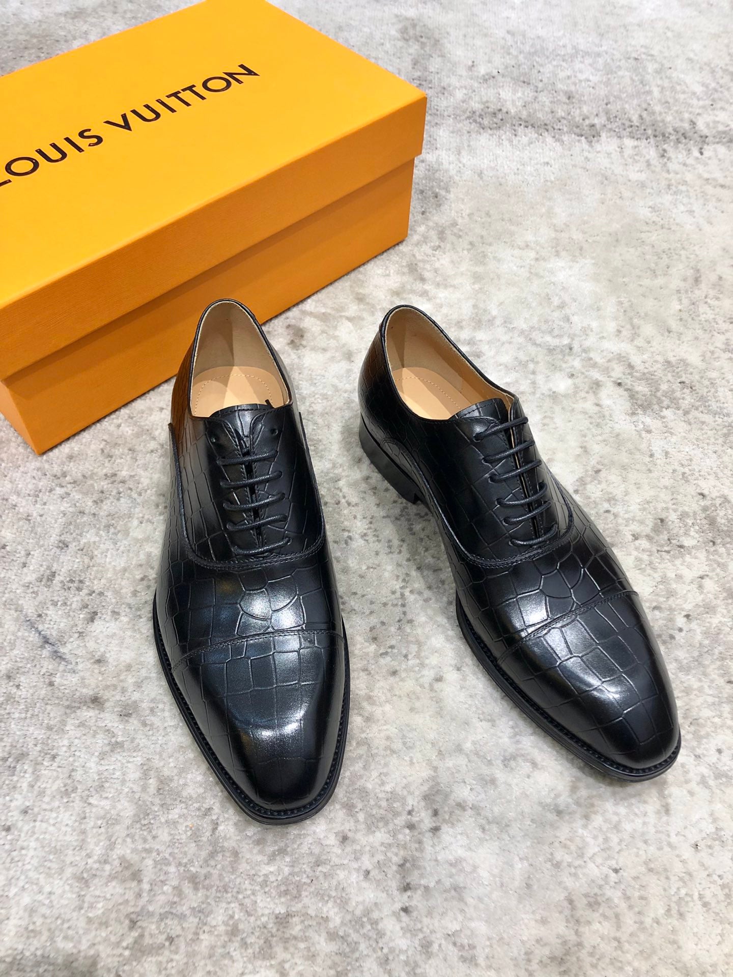LuxluxHouse Best Quality Louis Vuitton Dress Shoes